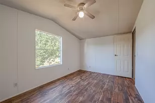 13202 Hilltop Ct, Willis, TX 77318 - Photo 18