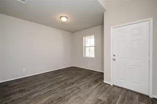 8403 Baywatch Cir, Baytown, TX 77523 - Photo 6