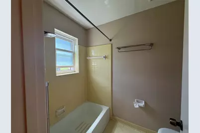 7718 Lacy Hill Drive, Houston, TX 77036 - Photo 26