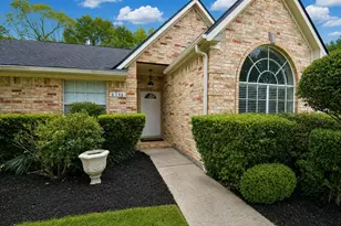 6146 Rocky Nook Dr, Houston, TX 77396 - Photo 1