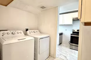421 Sidney St, Houston, TX 77003 - Photo 8
