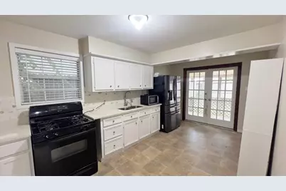 7441 Evie Lane, Deer Park, TX 77536 - Photo 6