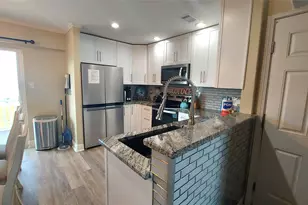 101 Pelican Pl, Surfside Beach, TX 77541 - Photo 6