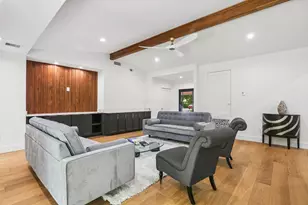 4543 Warm Springs Rd, Houston, TX 77035 - Photo 26