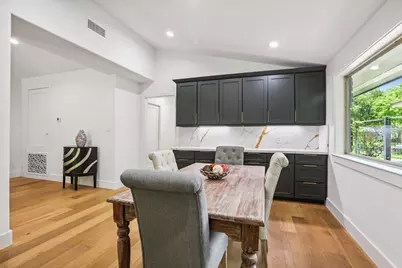 4543 Warm Springs Road, Houston, TX 77035 - Photo 16