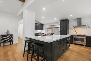 4543 Warm Springs Rd, Houston, TX 77035 - Photo 6