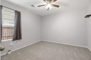 9951 Chimney Swift Ln, Conroe, TX 77385 - Photo 18