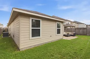 9951 Chimney Swift Ln, Conroe, TX 77385 - Photo 32