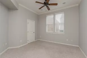 2701 Helena St, Houston, TX 77006 - Photo 10