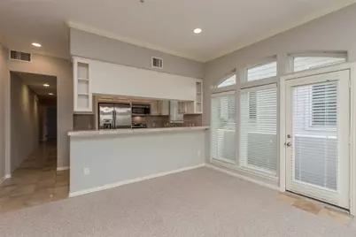 2701 Helena Street #401, Houston, TX 77006 - Photo 4