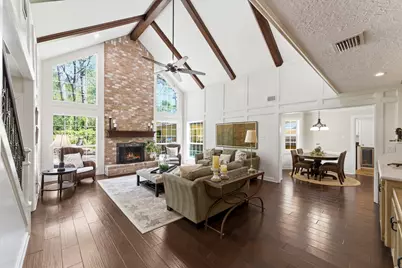 20 Falling Star Road, The Woodlands, TX 77381 - Photo 8