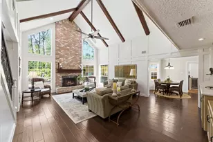 20 Falling Star Rd, The Woodlands, TX 77381 - Photo 8