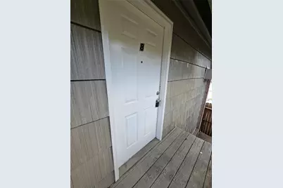 1806 W Main Street #8, Houston, TX 77098 - Photo 2