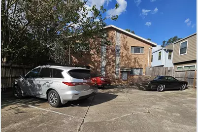 1806 W Main Street #8, Houston, TX 77098 - Photo 1