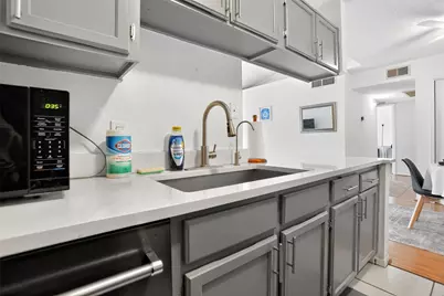 3770 Lovers Wood Lane #610, Houston, TX 77014 - Photo 8