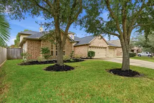 19907 Ogdenburg Falls Dr, Spring, TX 77379 - Photo 2