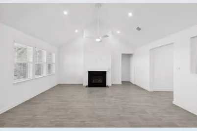 12302 Old Fashion Circle, Mont Belvieu, TX 77535 - Photo 14