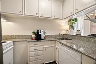 3400 Timmons Ln, Houston, TX 77027 - Photo 14