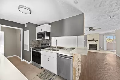 10673 Braes Bend Drive, Houston, TX 77071 - Photo 8