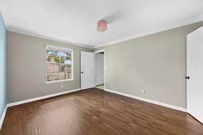10673 Braes Bend Drive, Houston, TX 77071 - Photo 14