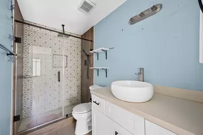 10673 Braes Bend Drive, Houston, TX 77071 - Photo 16