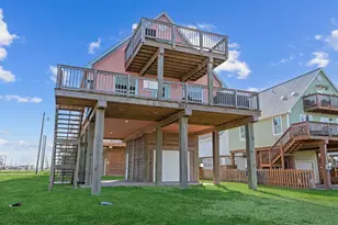 203 Sandpebble Pl, Surfside Beach, TX 77541 - Photo 6