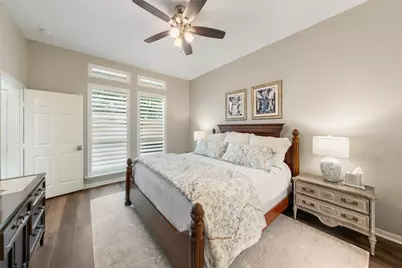34 Alderon Woods Place, The Woodlands, TX 77382 - Photo 18