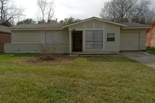 9306 St Lo Rd, Houston, TX 77033 - Photo 2