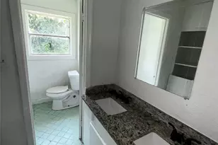9306 St Lo Rd, Houston, TX 77033 - Photo 10