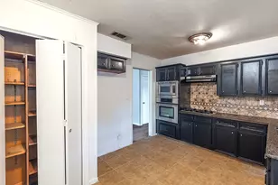 519 Sharon Dr, Humble, TX 77338 - Photo 6