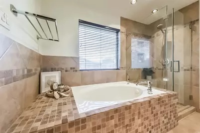9319 Colt Canyon Lane, Houston, TX 77089 - Photo 18