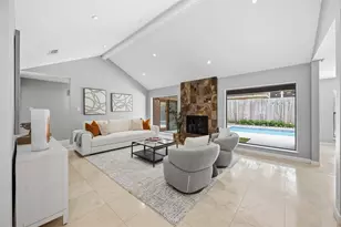 619 Rancho Bauer Dr, Houston, TX 77079 - Photo 8