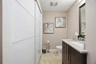 619 Rancho Bauer Dr, Houston, TX 77079 - Photo 18