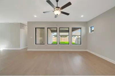 12318 Sweet Gum Drive, Mont Belvieu, TX 77523 - Photo 26