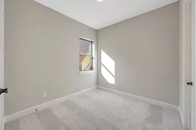 12318 Sweet Gum Drive, Mont Belvieu, TX 77523 - Photo 18