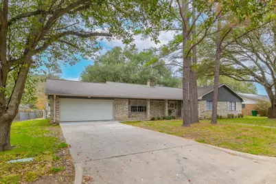 1609 Longhofer Street, Brenham, TX 77833 - Photo 2