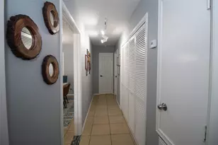 9707 Richmond Ave, Houston, TX 77042 - Photo 8