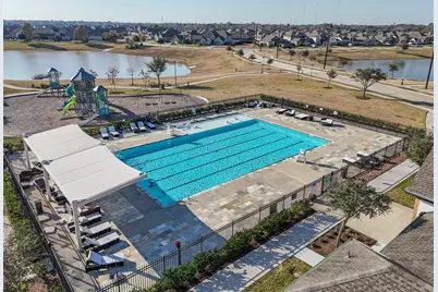 4747 Abercorn Street, Rosharon, TX 77583 - Photo 38