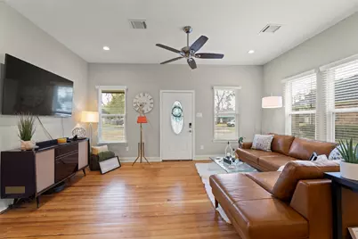 711 4th Street, Sealy, TX 77474 - Photo 12
