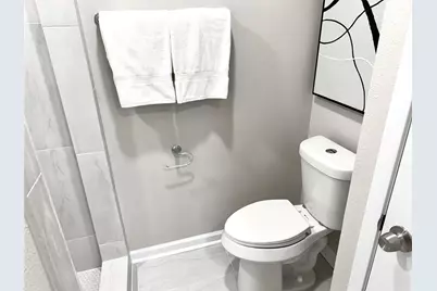 11010 Sageburrow Drive, Houston, TX 77089 - Photo 18