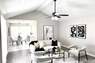 11010 Sageburrow Dr, Houston, TX 77089 - Photo 2