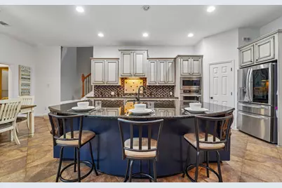 2917 Auburn Creek Lane, League City, TX 77573 - Photo 8