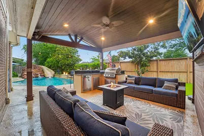 2917 Auburn Creek Lane, League City, TX 77573 - Photo 2