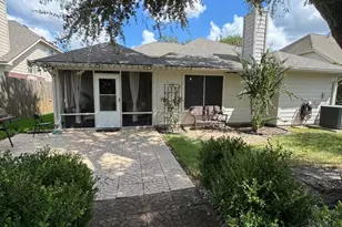 7703 Omaha Dr, Baytown, TX 77521 - Photo 16