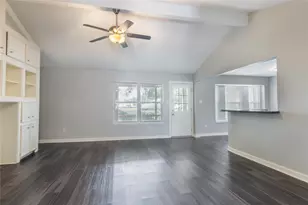 12757 Lake Conroe Hills Dr, Willis, TX 77318 - Photo 6