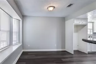 12757 Lake Conroe Hills Dr, Willis, TX 77318 - Photo 10