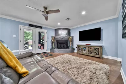 2668 S Woodloch Street, Woodloch, TX 77385 - Photo 14