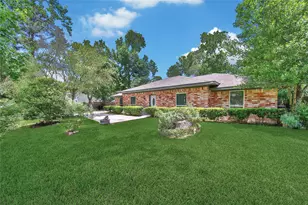 2668 S Woodloch St, Woodloch, TX 77385 - Photo 2
