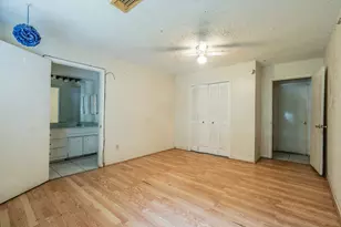 11919 Barrett Brae Dr, Houston, TX 77072 - Photo 12