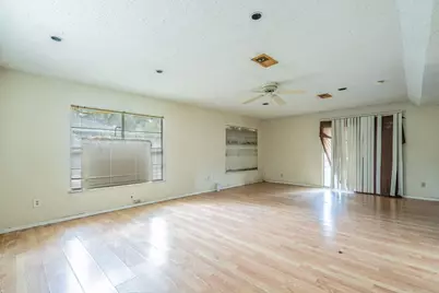 11919 Barrett Brae Drive, Houston, TX 77072 - Photo 4